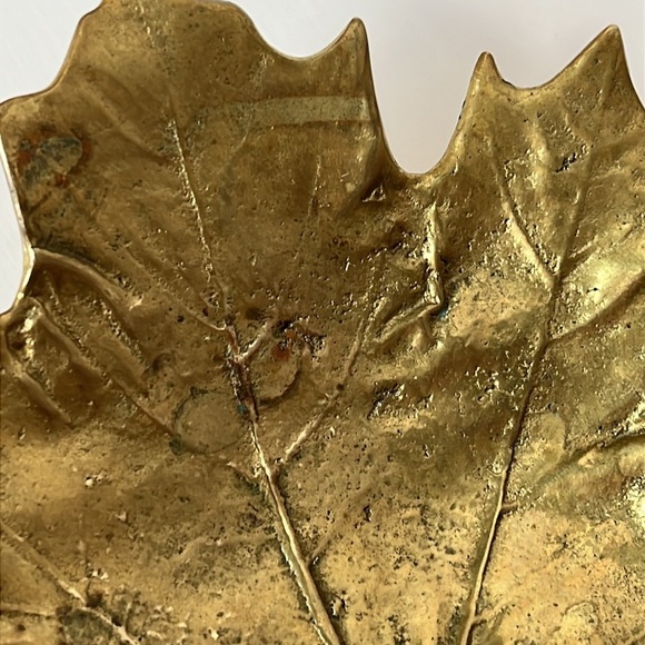 Vintage Virginia Metalcrafters Sugar Maple Leaf Brass Trinket Dish 3-48 1950 - Picture 7 of 11